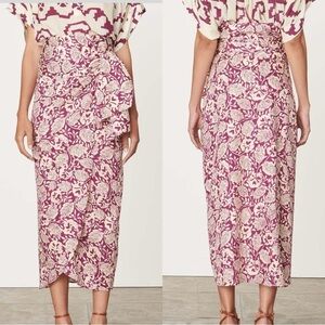 Vanessa Bruno Nesly Cotton Wrap Skirt in Floral Plum and white Size: 40/ Large